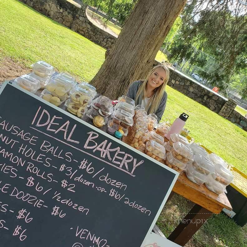 Ideal Bakery - Cedartown, GA